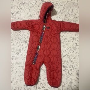 Patagonia 18-24 month reversible snowsuit. EUC.